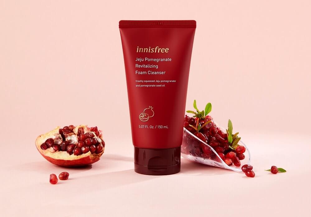 Innisfree, Innisfree Jeju, Innisfree Jeju Pomegranate, Innisfree Jeju Pomegranate Revitalizing Foam Cleanser, Innisfree Jeju Pomegranate Revitalizing Foam Cleanser 100ml, Innisfree Jeju Pomegranate Revitalizing Foam Cleanser รีวิว, Innisfree โฟมล้างหน้า, โฟมล้างหน้า 